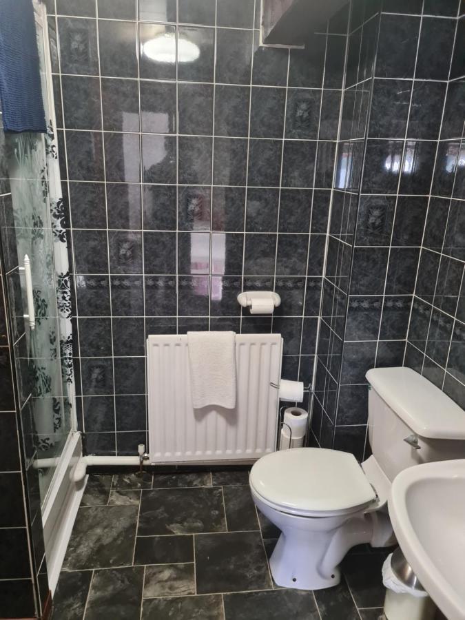 Brown Cow Apartment Dalton in Furness Exterior foto